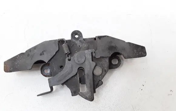 Toyota Corolla E120 E130 Engine bonnet/hood lock/catch