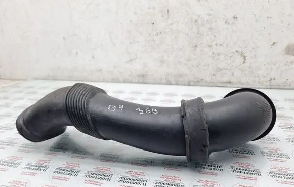 Audi Q7 4L Air intake duct part 7L6129609D