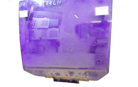 Hyundai Getz Front door window glass four-door 