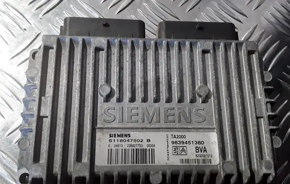 Citroen Xsara Gearbox control unit/module S118047502B 9639451380