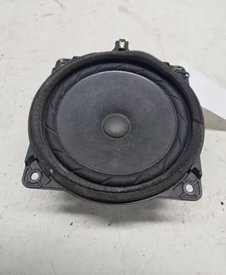Hyundai Sonata Rear door speaker B665139