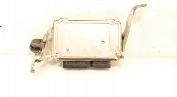 Toyota Auris 150 Engine control unit/module ECU 89661-02E90