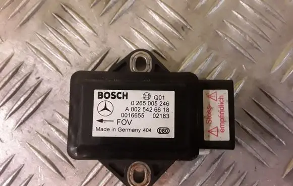 Mercedes-Benz E W211 ESP acceleration yaw rate sensor 0265005246 A0025426618
