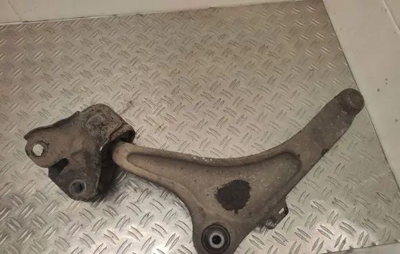 Volvo V60 Front lower control arm/wishbone