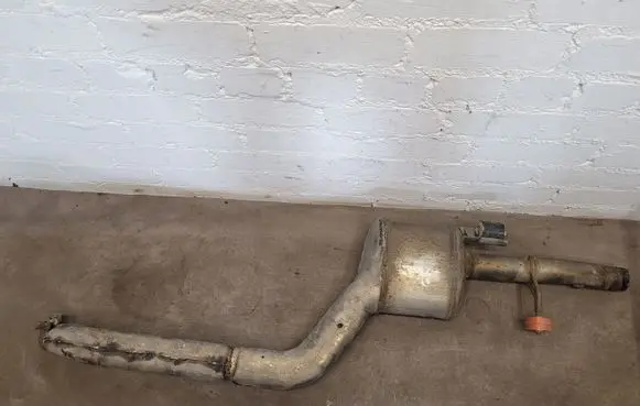 Jaguar XE Muffler/silencer GX735L219CF XB43023419