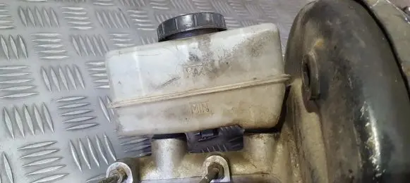 Hyundai Sonata Master brake cylinder BM11100510 BM111005107