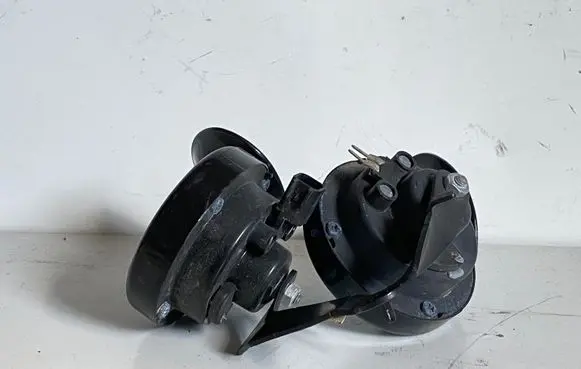 Tesla Model S Horn signal 1623705