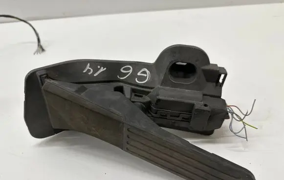 Volkswagen Golf VI Accelerator throttle pedal 1K2723503R