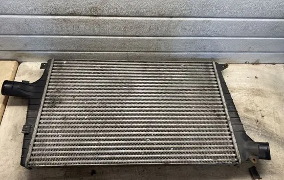 Audi A6 S6 C5 4B Coolant radiator 155449113