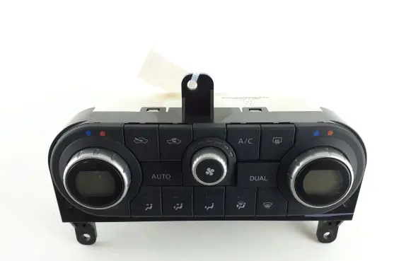 Nissan Qashqai Climate control unit 27500JD45A