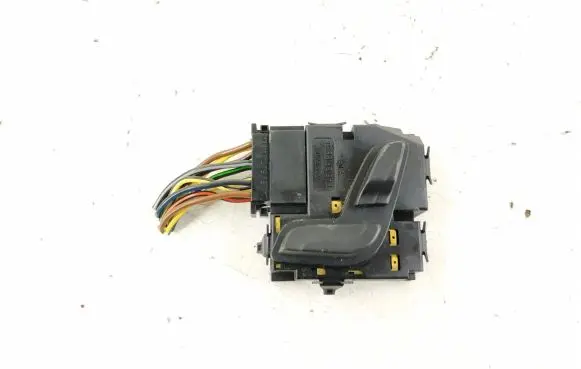 Mercedes-Benz E W212 Seat control switch 2048701858 A2048701858