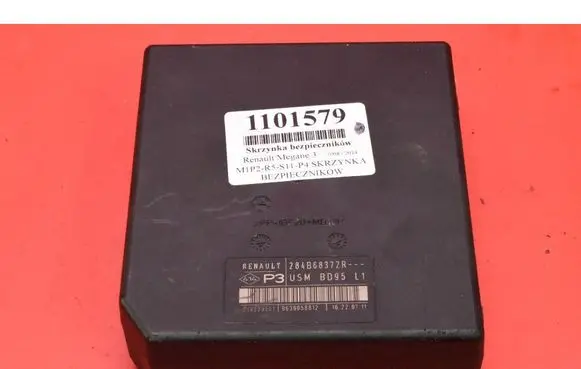 Renault Megane III Fuse box set 284B68372R