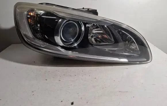 Volvo V60 Headlight/headlamp 31420109 90053126 41002527