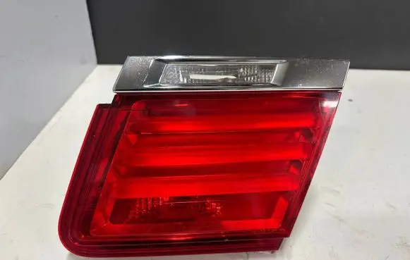BMW 7 F01 F02 F03 F04 Tailgate rear/tail lights 7182206