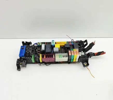 Mercedes-Benz GLA W156 X156 Fuse module A2469067200