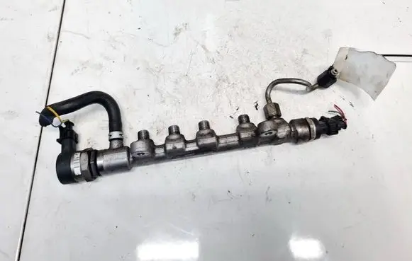 Honda Civic IX Fuel main line pipe