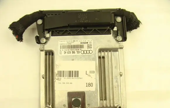 Audi A6 S6 C6 4F Engine control unit/module 03L906019AG