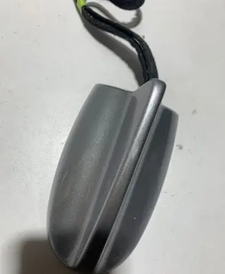 Dodge Challenger Radio antenna 1000220265 P68239818AA 40908h