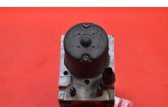 Toyota Avensis Verso ABS Pump 44540-05050