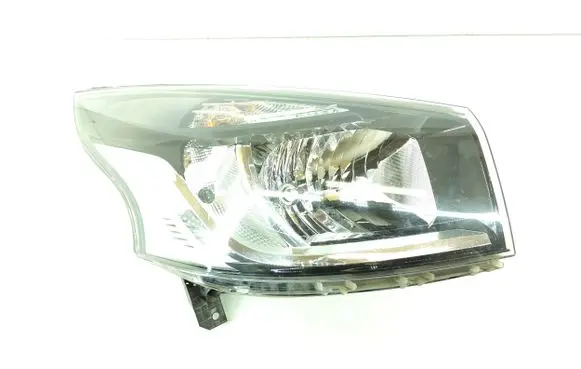 Renault Trafic III (X82) Headlight/headlamp 260107274R 1LE01141024