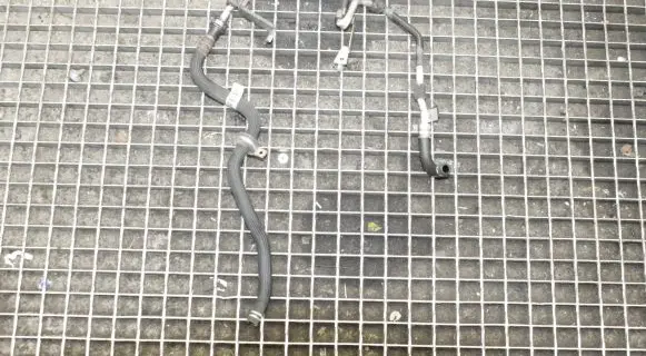 Maserati Ghibli Power steering hose/pipe/line 670004282