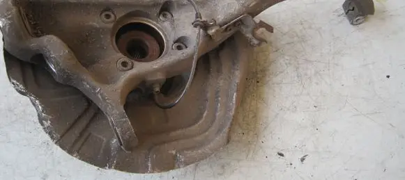 BMW X5 E70 Front wheel hub 6773783