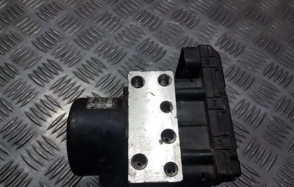 Volkswagen Golf IV ABS Pump 1j0907379p