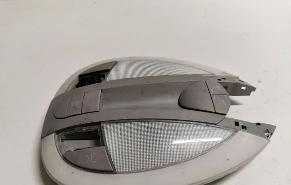 Mercedes-Benz E W211 Front seat light A2118205901