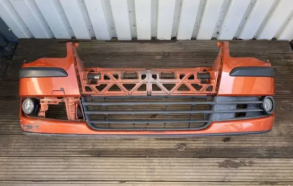 Volkswagen Touran I Front bumper LA3UTOURAN LA3U