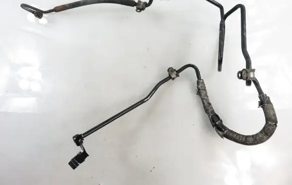 Volkswagen Golf IV Power steering hose/pipe/line 
