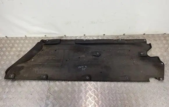 Hyundai Santa Fe Center/middle under tray cover 84227S2000