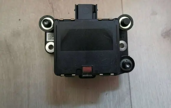 Seat Alhambra (Mk2) Distronic sensor radar 7N0907561B