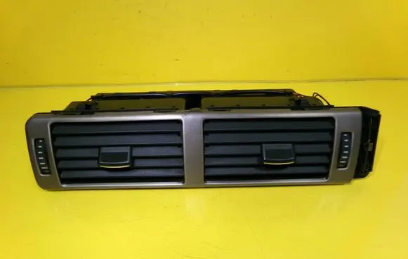 Audi A6 S6 C5 4B Dash center air vent grill 4B1820951