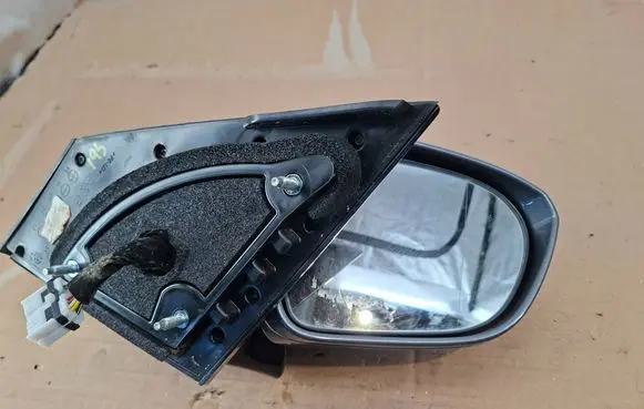 Hyundai i40 Front door electric wing mirror 023588 023589