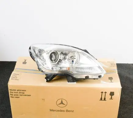 Mercedes-Benz R W251 Headlight/headlamp A2518206261