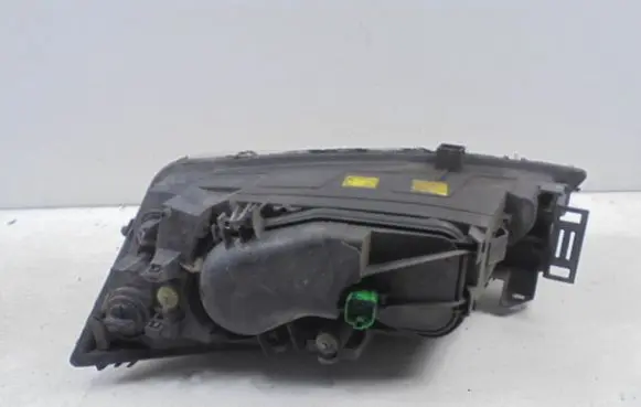 Ford Mondeo Mk III Headlight/headlamp