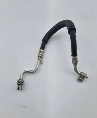 Chrysler Pacifica Air conditioning (A/C) pipe/hose 68239136AB 53222P