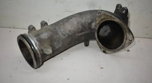Air intake hose/pipe