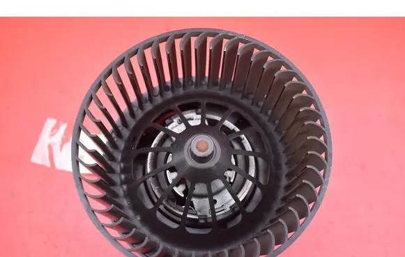 Ford Focus ST Heater fan/blower AV6N18456CA