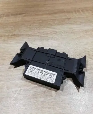 BMW 5 E39 Ultrasonic Sensor 8379938