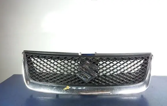 Suzuki Grand Vitara II Front grill 