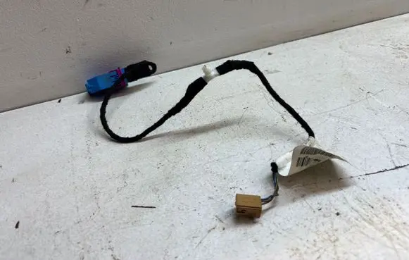 Audi A4 S4 B8 8K Front door wiring loom 8K0971036A