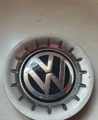 Volkswagen PASSAT B5 Original wheel cap 6Q0601149E 6K0601149L