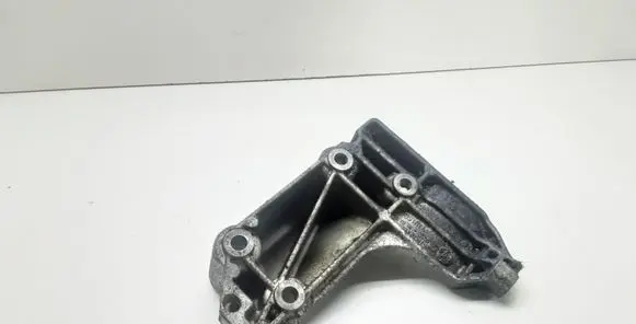 BMW 3 E90 E91 A/C compressor mount bracket 7505980