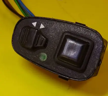 Opel Omega A Wing mirror switch 90277748