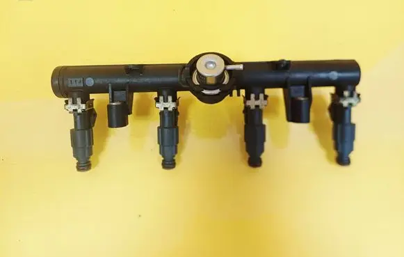 Seat Ibiza II (6k) Fuel injector 030906031J 0280155919 030133319AA