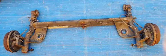 Suzuki Swift I Rear beam 