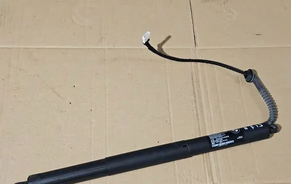 BMW X5 F15 Tailgate/trunk strut/damper 7361878 18202210