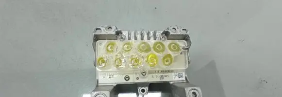 Peugeot 308 LED ballast control module 1663839-04