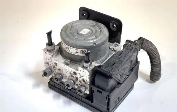 Ford Ecosport ABS Pump GN152B373EA